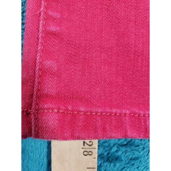 🌺 Chico's Red Straight Leg Jeans size 6 - Picture 6 of 9